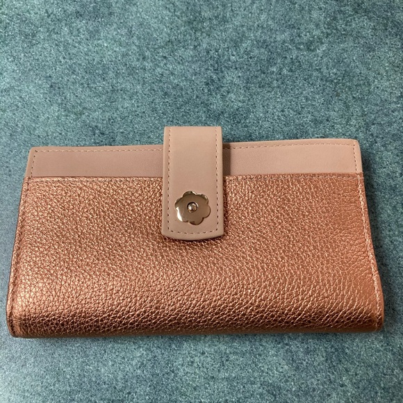 Handbags - Argentinian Smooth & Pebbled Leather Beige Rose Gold Wallet w Floral Closure